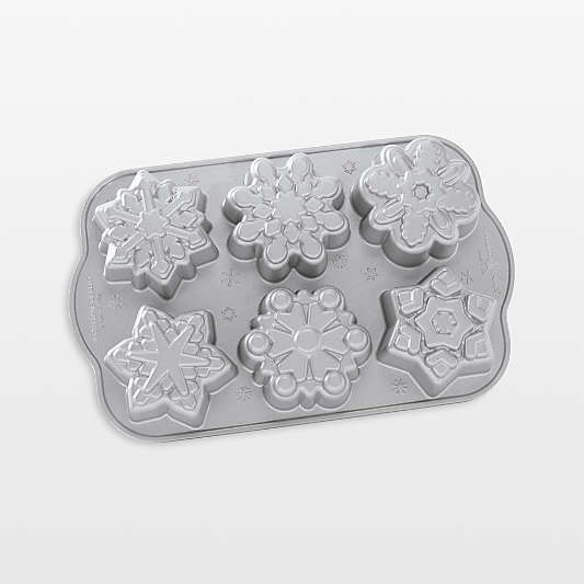 Nordic Ware ® Frozen Snowflake Cakelet Pan