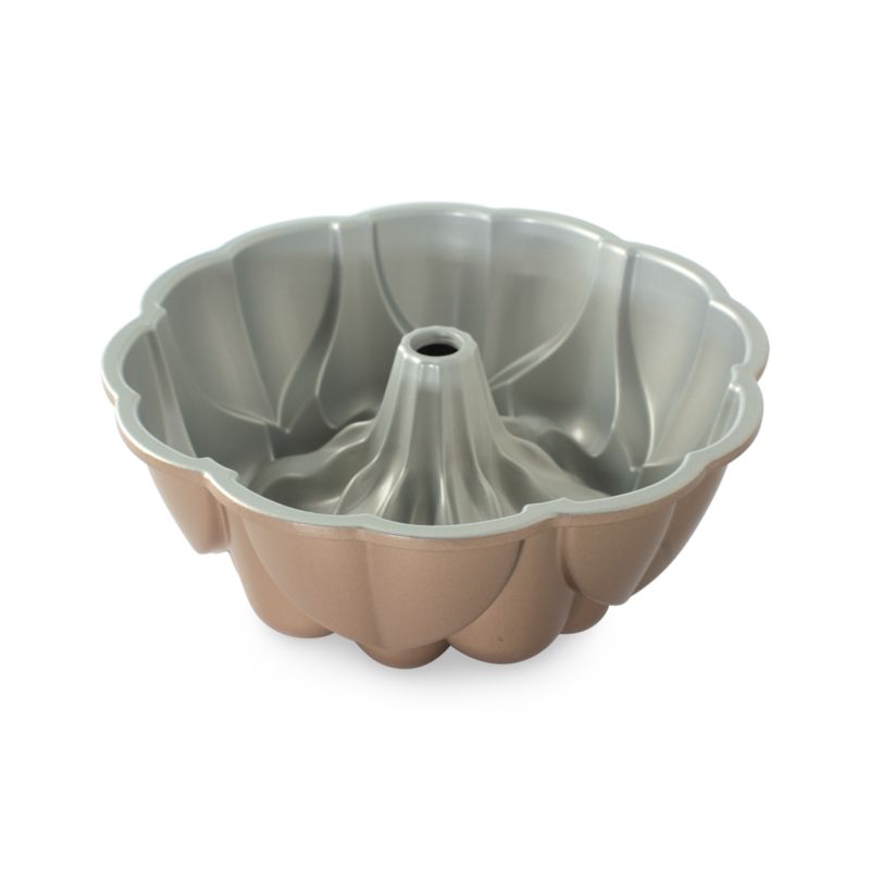 Nordic Ware Magnolia Bundt Pan - image 3 of 4