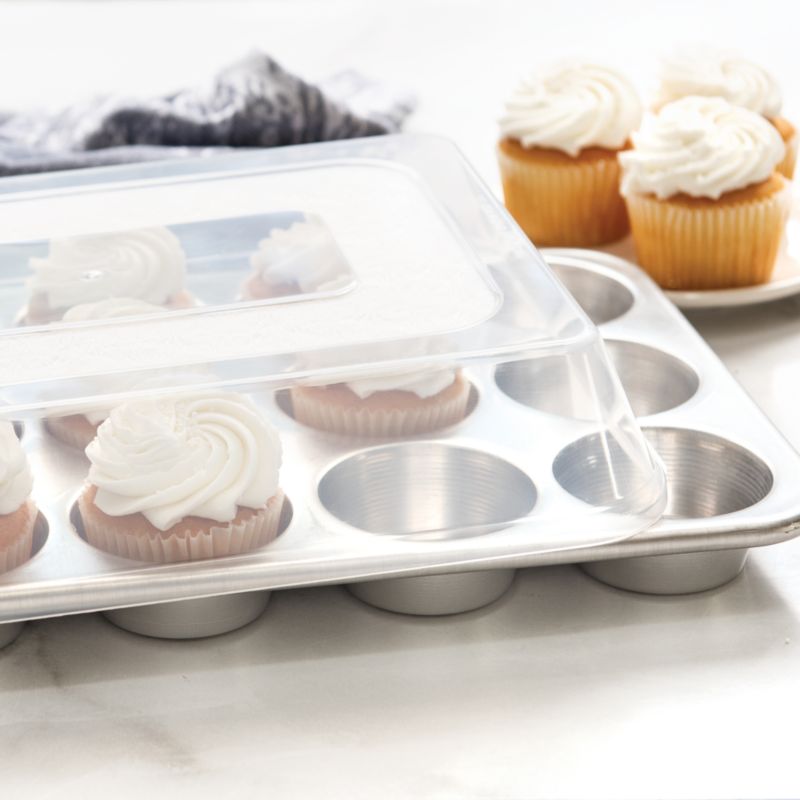 NordicWare Naturals 12-Cup Muffin Pan - image 3 of 4