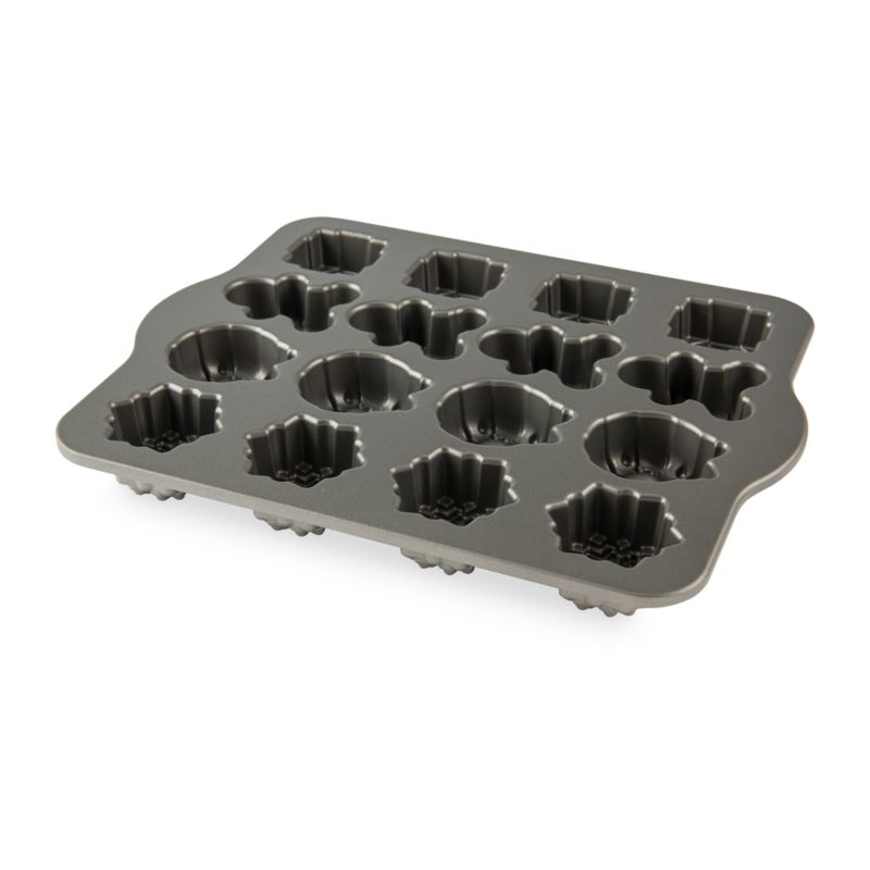 Nordic Ware Holiday Teacakes Cakelet Pan - image 3 of 5