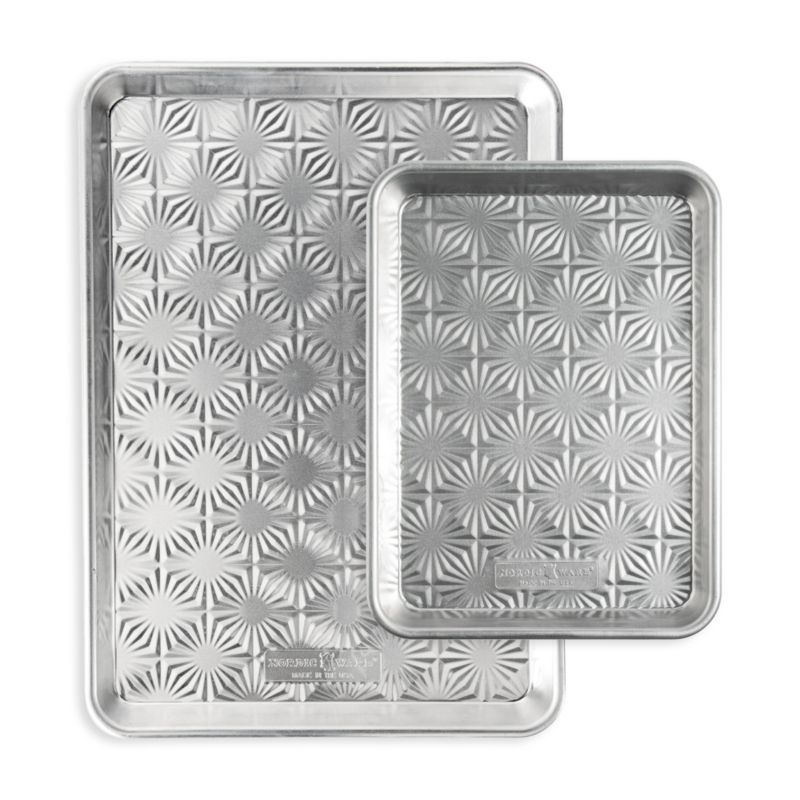 Nordic Ware Naturals 2-Piece Starburst Baker's Bundle, Half and Quarter Sheet Pans - image 5 of 7