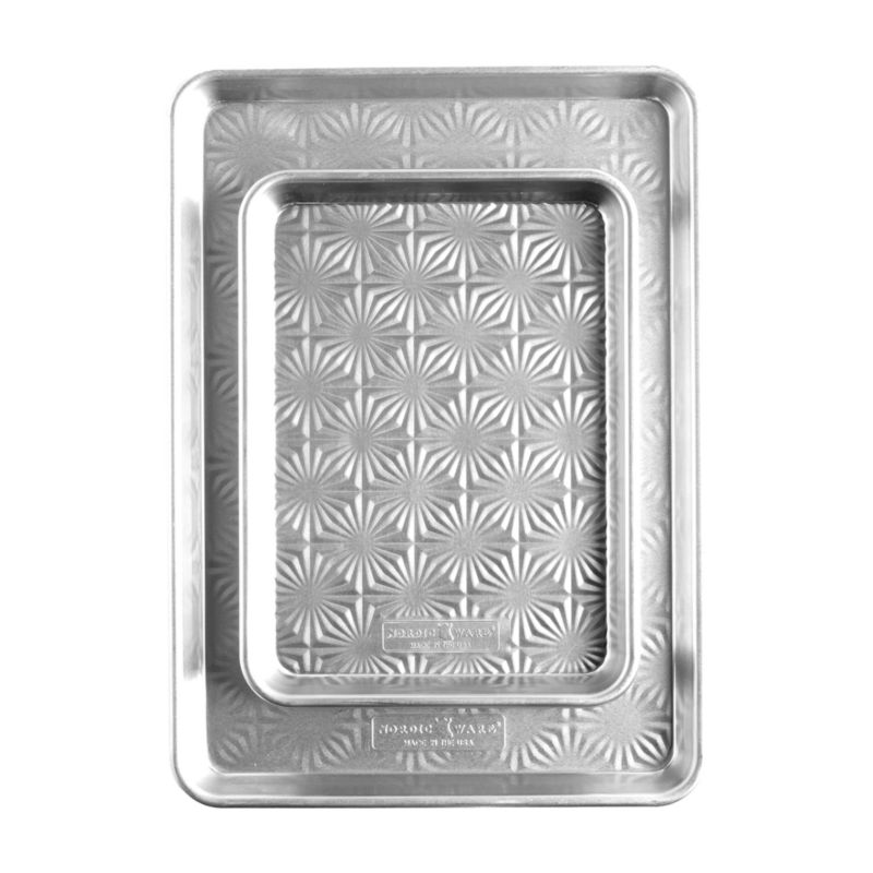 Nordic Ware Naturals 2-Piece Starburst Baker's Bundle, Half and Quarter Sheet Pans - image 6 of 7