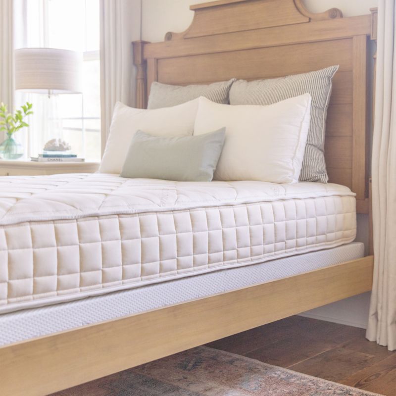 Naturepedic Chorus King Organic Luxury Mattress - image 4 of 13