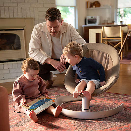 Nuna ® LEAF ™ Grow Cloud Light Cream Baby Activity Chair