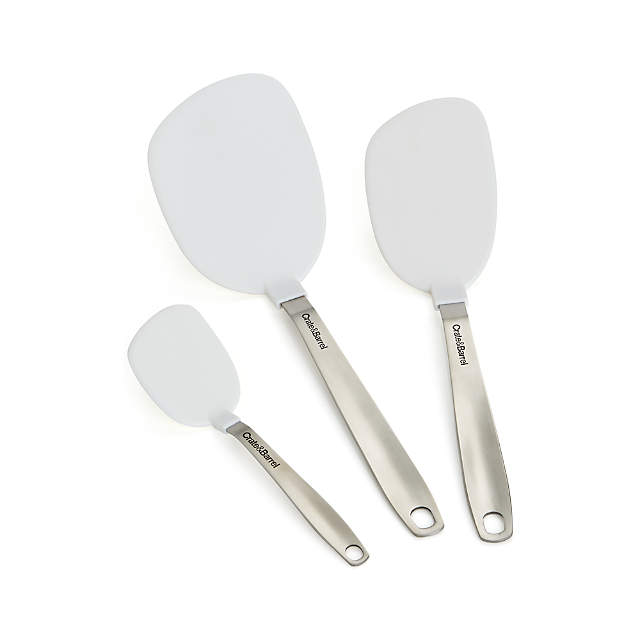 https://cb.scene7.com/is/image/Crate/NylonSSCookieSpatulasS3S17/$web_pdp_main_carousel_zoom_low$/220913133851/nylon-and-stainless-steel-cookie-spatulas-set-of-three.jpg