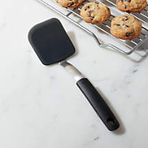 OXO Grey Cookie Turner Spatula + Reviews | Crate & Barrel