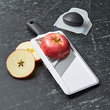  3PCS Strawberry Slicer - Cup Slicer - Cup Fruit Slicer - Cup  Slicer Handheld - 2023 New Mini Fruit Slicer Cup - Stainless Steel  Strawberry Slicer : Home & Kitchen