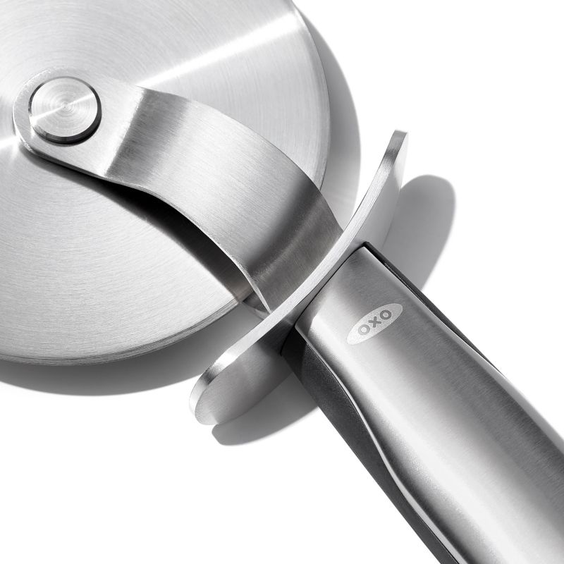 Rotella Taglia Pizza in Acciaio Inox Good Grips - OXO 20781