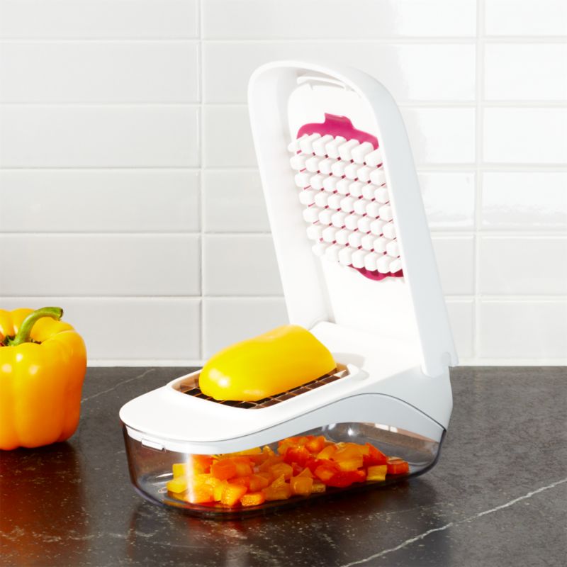 OXO Good Grips Chopper with Easy Pour Opening, Vegetable