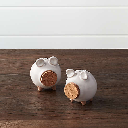 Set of 2 Oink Salt and Pepper Shakers