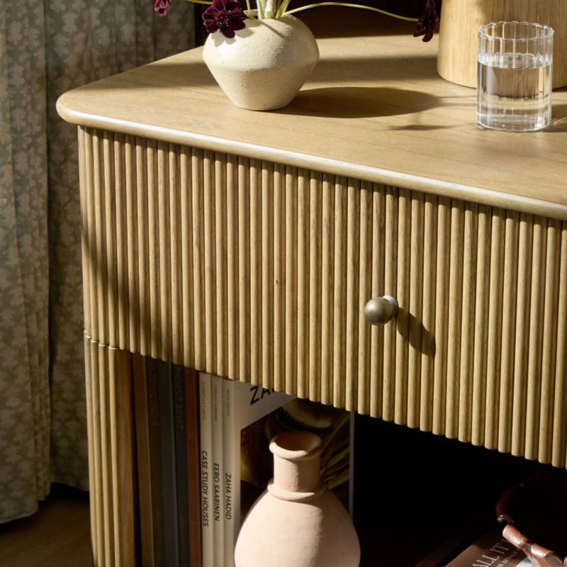 Ona 32" Fluted Amber Mindi Wood Nightstand