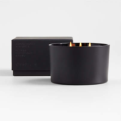 Monochrome No. 02 Onyx 3-Wick Scented Candle - Vetiver, Cedarwood and Musk