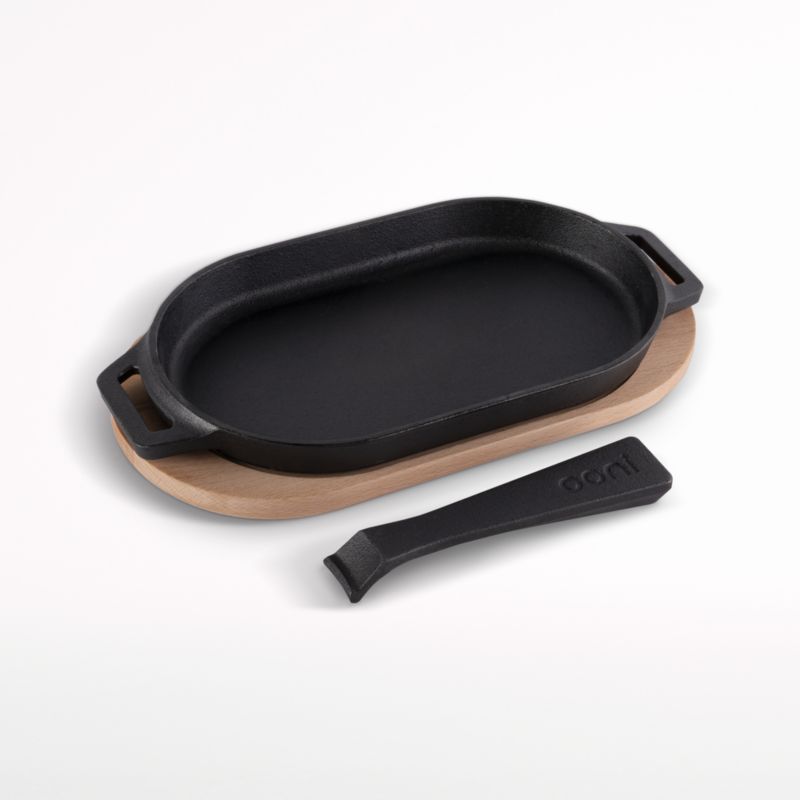 Ooni Skillet Pan - Cast Iron Series