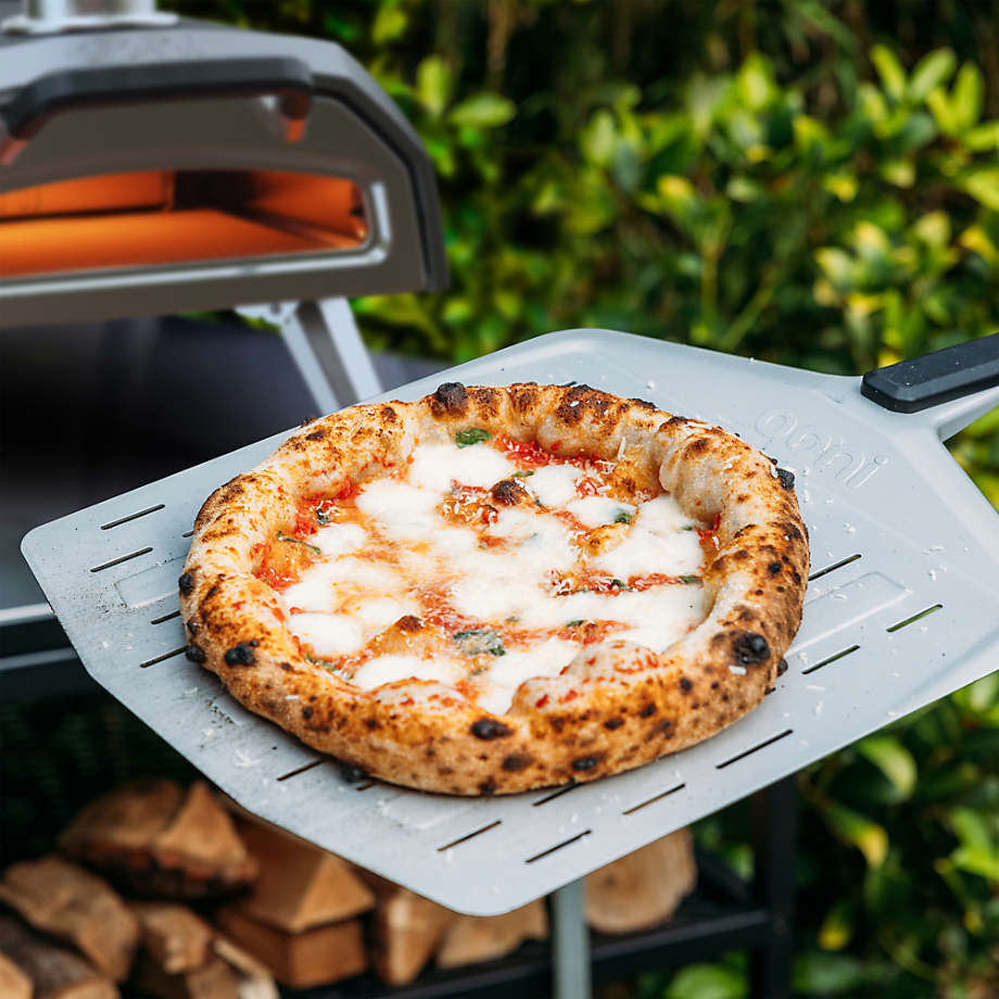 Ooni Karu 12g Multi-Fuel Pizza Oven