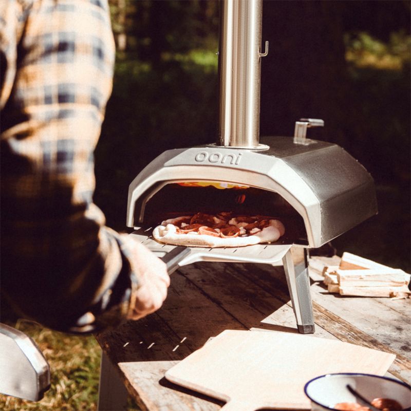 Ooni Karu 12 Multi-Fuel Outdoor Pizza Oven - image 2 of 10