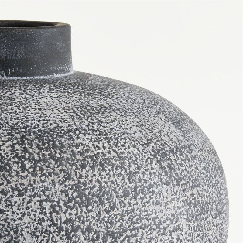 Ophelia Matte Black Round Vase 10"