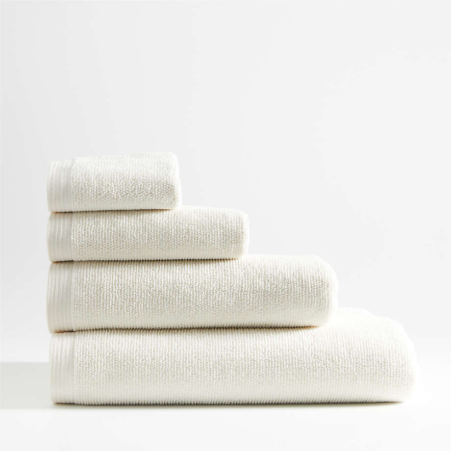 https://cb.scene7.com/is/image/Crate/OrgAntiMicrobialWIvGrpFSSF22/$web_pdp_main_carousel_med$/220429164316/antimicrobial-woolen-ivory-organic-cotton-bath-towels.jpg