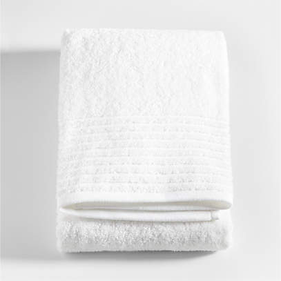 https://cb.scene7.com/is/image/Crate/OrgCottonRefibraBthTwlCrWhSSF22/$web_pdp_main_carousel_low$/220401183034/refibra-crisp-white-organic-cotton-bath-towel.jpg