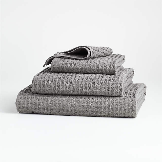 https://cb.scene7.com/is/image/Crate/OrgCttnWfflTwlsSlateFSSF20/$web_pdp_main_carousel_zoom_low$/200810120840/organic-cotton-waffle-bath-towels-slate.jpg