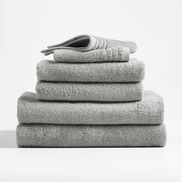 https://cb.scene7.com/is/image/Crate/OrganicCtnRfbTowelsPbGyS6SSF22/$web_pdp_main_carousel_zoom_low$/220712150019/refibra-organic-cotton-pebble-grey-bath-towels-set-of-6.jpg