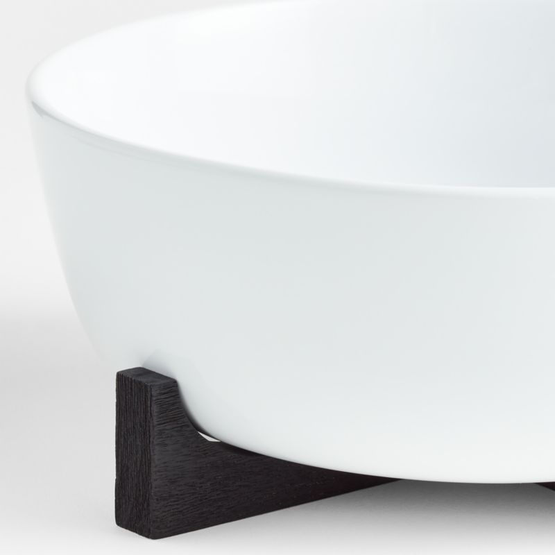 Oven-to-Table Serving Bowl with Black Wood Trivet