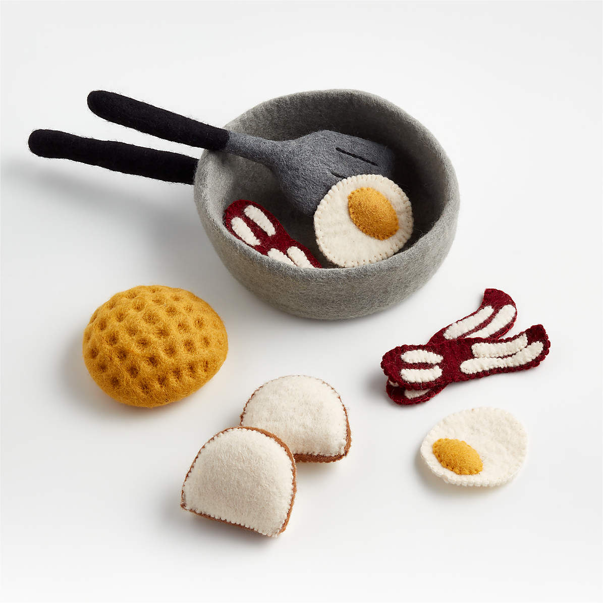 FELT FOOD GRILLED CHEESE  PLAY SET NEW 