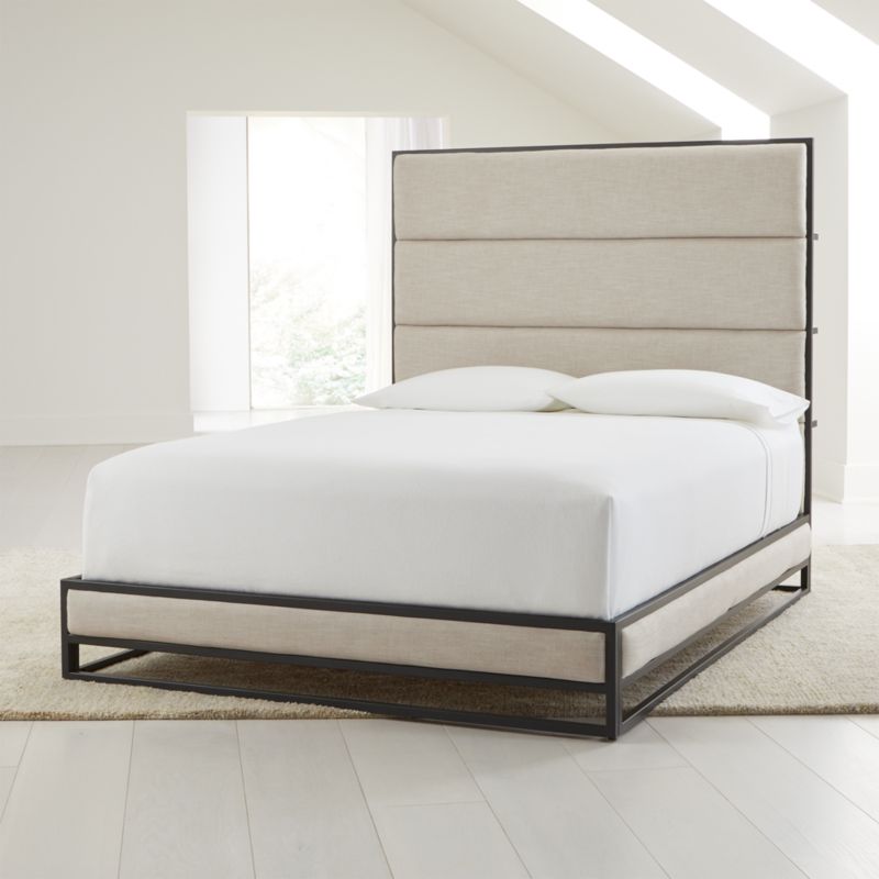 Oxford Ivory Upholstered Weathered Brown Metal Queen Bed