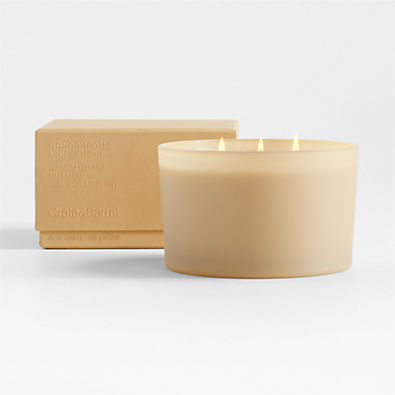 View Monochrome No. 7 Pampas 3-Wick Scented Candle - Beach Grass, Nutmeg and Black Pepper details