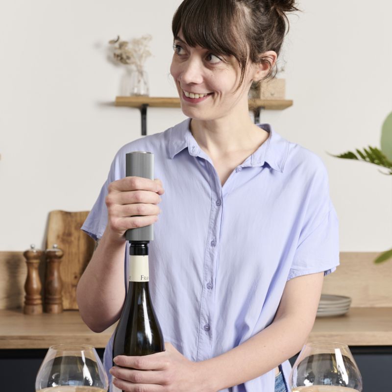 Peugeot Line Preserve Carbon Electric Wine Vacuum Pump - image 3 of 5