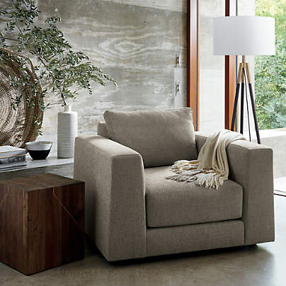 Peyton 44.5" Chair