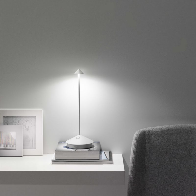 Pina Pro White Metal Table Lamp by Zafferano America