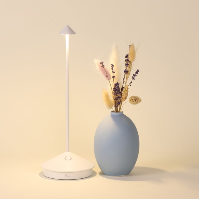 Pina Pro White Metal Table Lamp by Zafferano America