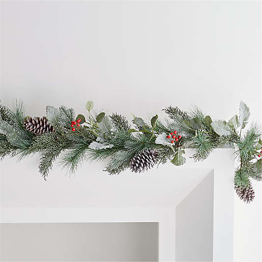 Pre-Lit Pine Cone and Berry Garland