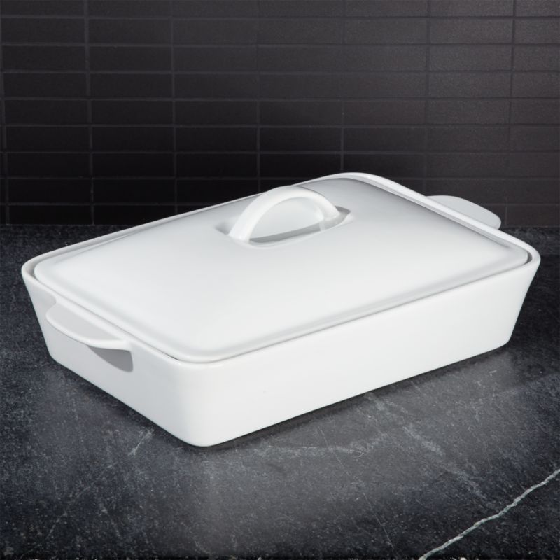 Potluck White Covered Baking Dish + Reviews