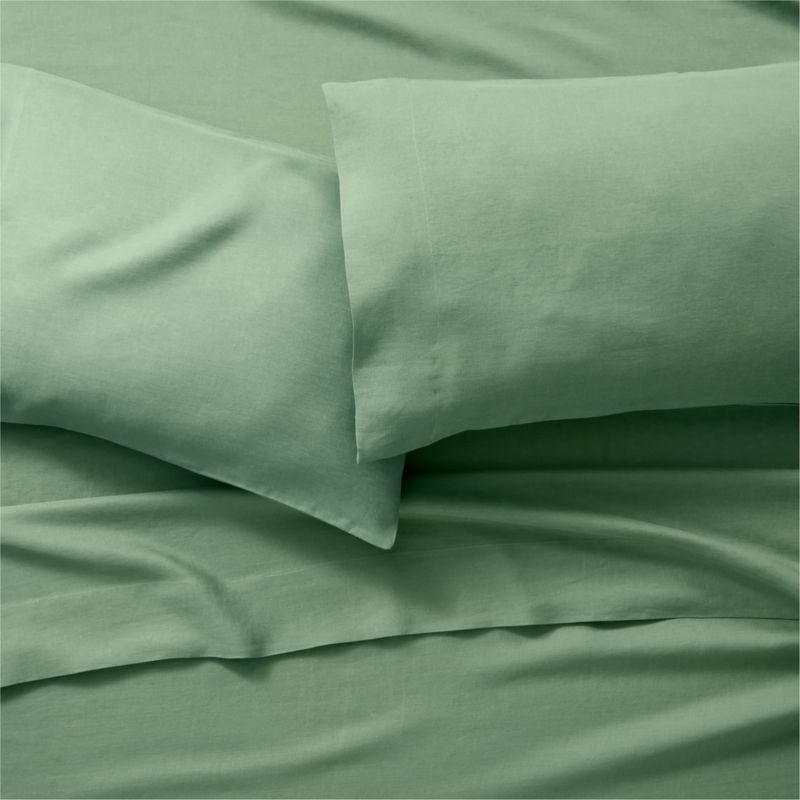 Pure Linen Duck Green Queen Bed Sheet Set + Reviews Crate & Barrel