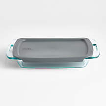 Pyrex Rectangular Baking Dish with Lid + Reviews | Crate & Barrel
