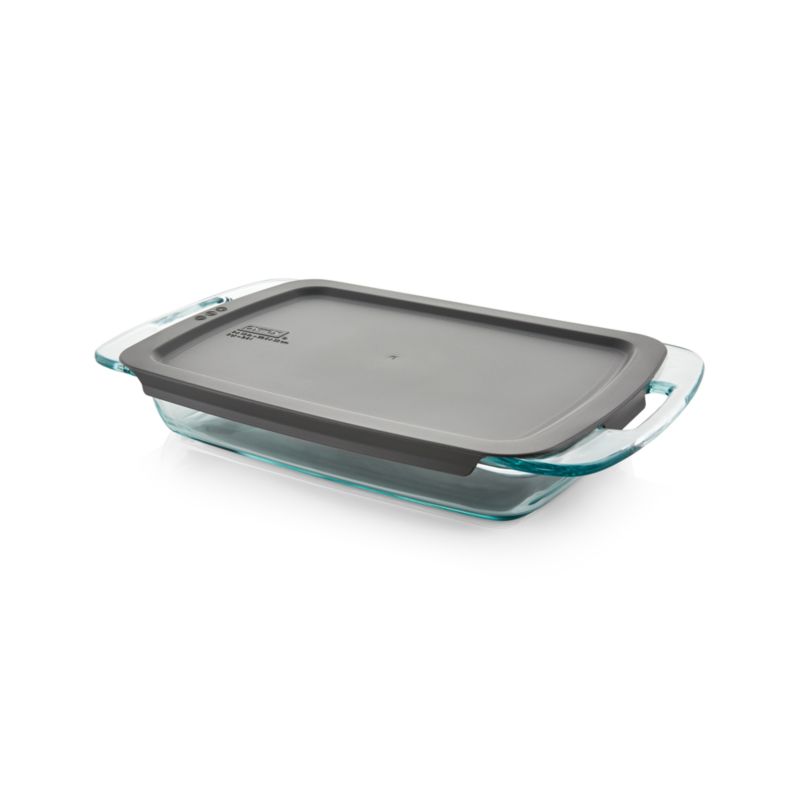 Pyrex ®  Rectangular Baking Dish with Lid - image 1 of 2