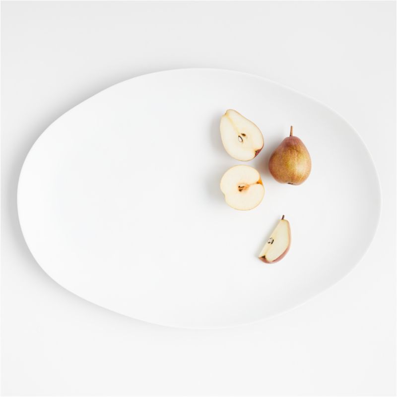 Range Oval White Outdoor Melamine Platter by Leanne Ford