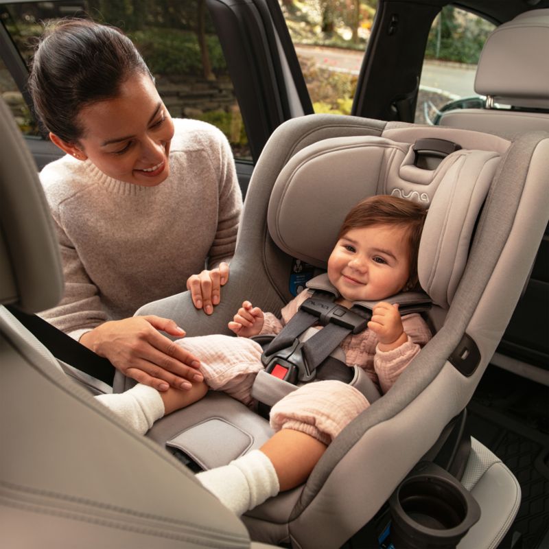 Nuna ® RAVA ™ Caviar Black Convertible Baby Car Seat