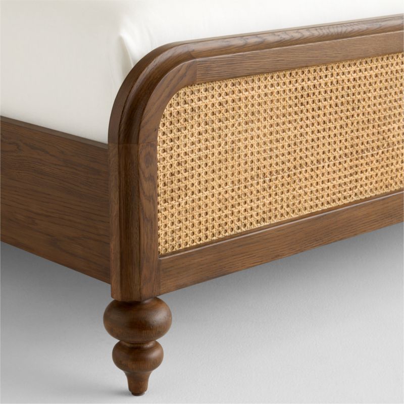 Richmond Cane and Warm Brown Oak Wood Queen Bed - image 10 of 11