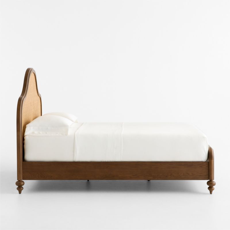 Richmond Cane and Warm Brown Oak Wood Queen Bed - image 8 of 11