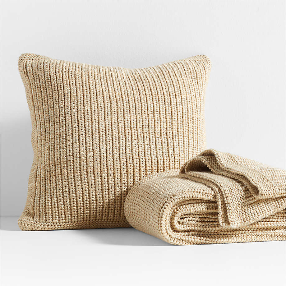 Knit top decorative pillows