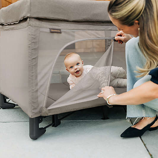 UPPAbaby ® REMI Wells Dark Taupe Melange Play Yard/Portable Crib