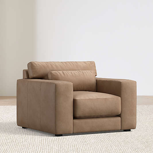 Retreat 43" Leather Chair