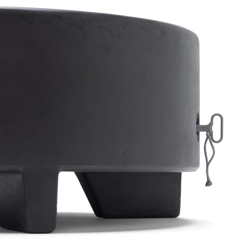 Neighbor ™ Rook Round Charcoal Natural Gas Fire Table - image 5 of 6