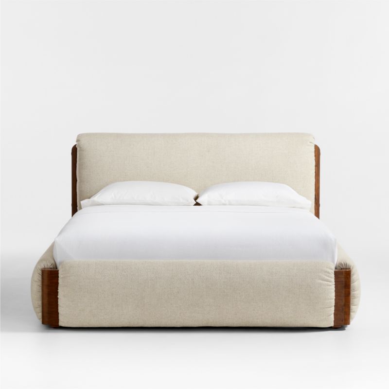 Shinola Runwell Queen Upholstered Bed