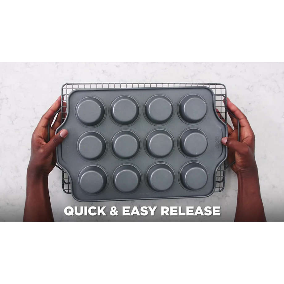 All-Clad Pro-Release Nonstick Square Baking Pan 8x8 Inch Oven Safe 450F  Half Sheet, Cookie Sheet, Muffin Pan, Cooling & Baking Rack, Round Cake  Pan