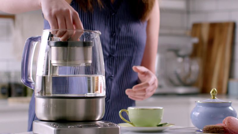 Play Breville ® Smart Tea Infuser ™ Compact - video 1 of 4