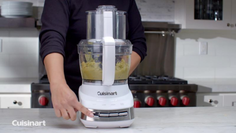 Play Cuisinart ® Core Custom ™ White 13-Cup Food Processor - video 2 of 4