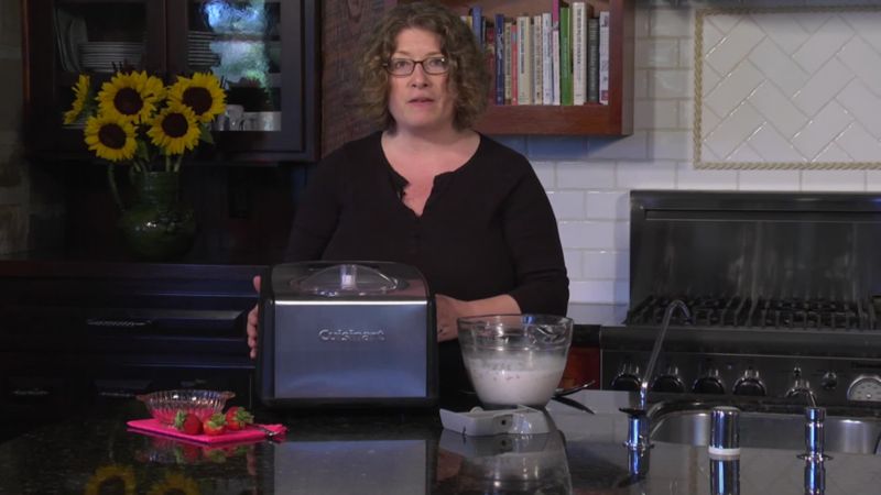 Play Cuisinart ® Gelato and Ice Cream Maker - video 1 of 1